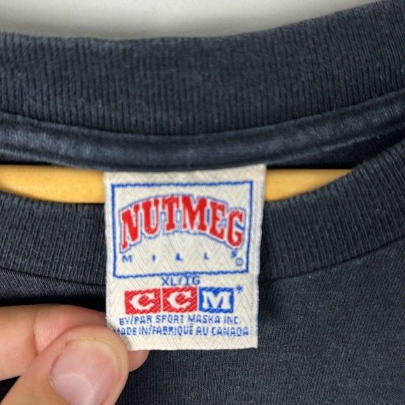 Toronto Maple Leafs Vintage 90s CCM Nutmeg Graphic T-Shirt - Size XL - Picture 3 of 9